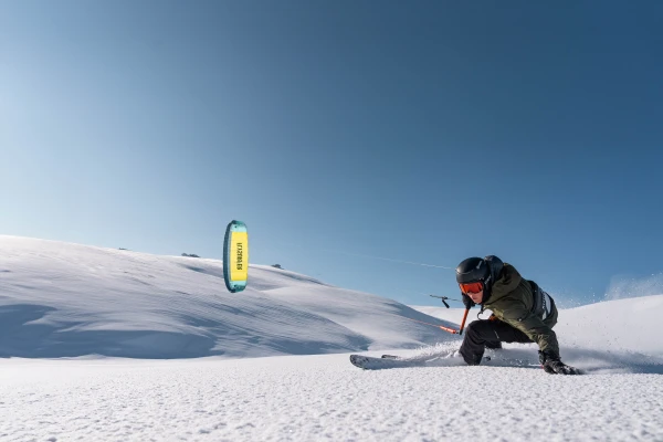Snowkite and Touring
