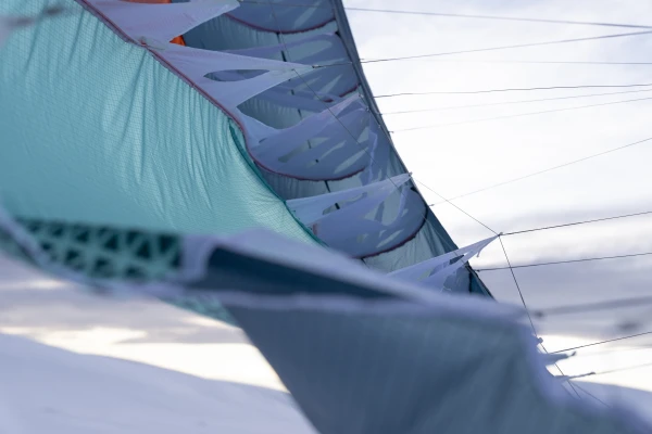 Snowkiting & Touring